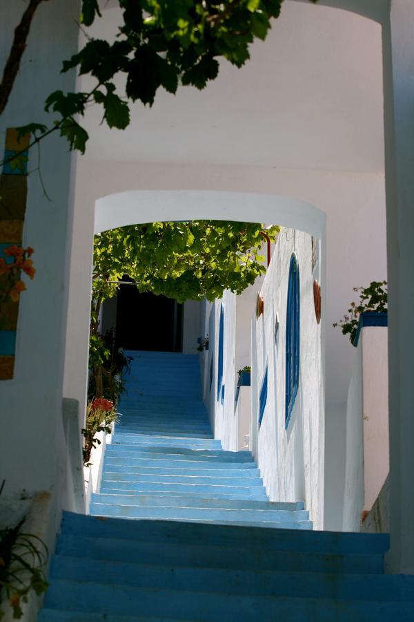 Appart Hotel La Planque Oued Laou Esterno foto